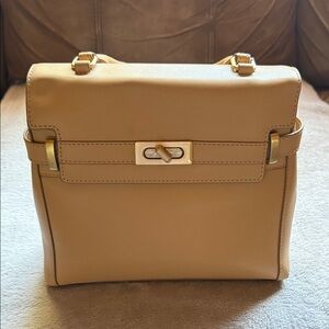 ANTONIO MELANI Tan Shoulder Bag with Gold Accents